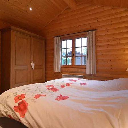 Stavelot With Garden Chalet *