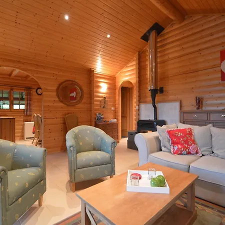 Stavelot With Garden Chalet *