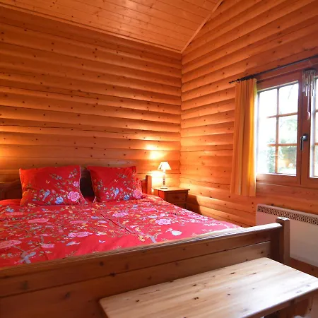 Chalet Charming With Private Garden In Stavelot *
